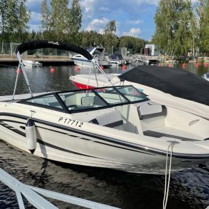 Sea Ray 19 SPX med MerCruiser 3.0 135hk från 2015