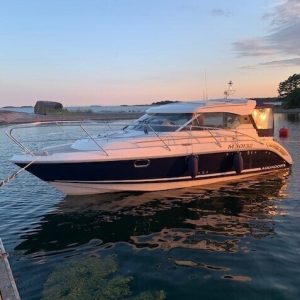Aquador 28 HT med Volvo Penta D6 370hk från 2011