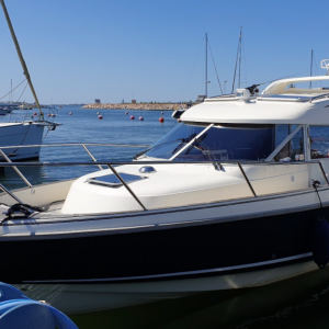 Aquador 28 C med Volvo Penta 350 hk från 2006