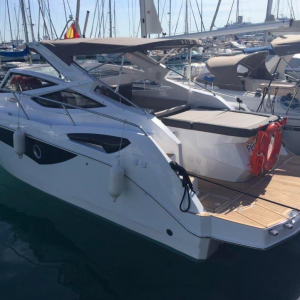 Galeon 305 Open med Volvo Penta 300 hk från 2017
