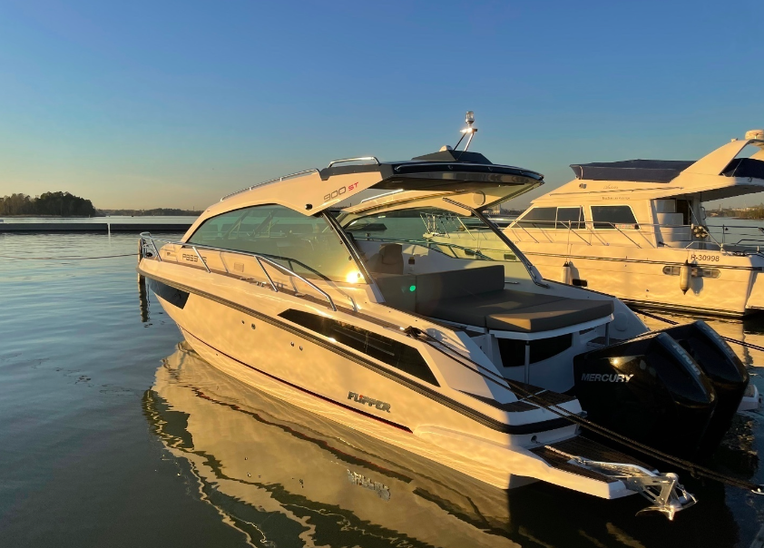 Flipper 900ST med 2 x Mercury 225 hk från 2020, Uttagen 2021 - Bild 3