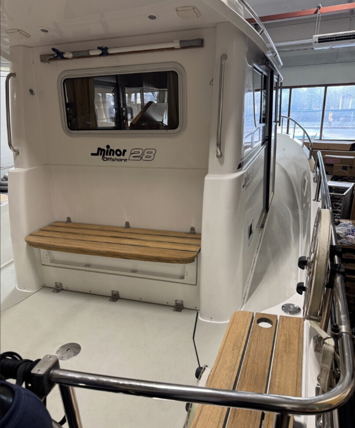 Minor Offshore 28 med Volvo Penta 330 hk från 2011 / 6 851 kr/mån - Bild 13