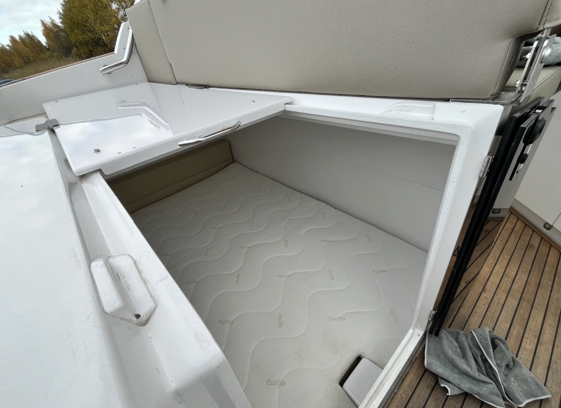 Flipper 900 ST med 2 x Mercury 200 HK från 2019 / Bara 36 timmar! - Bild 8