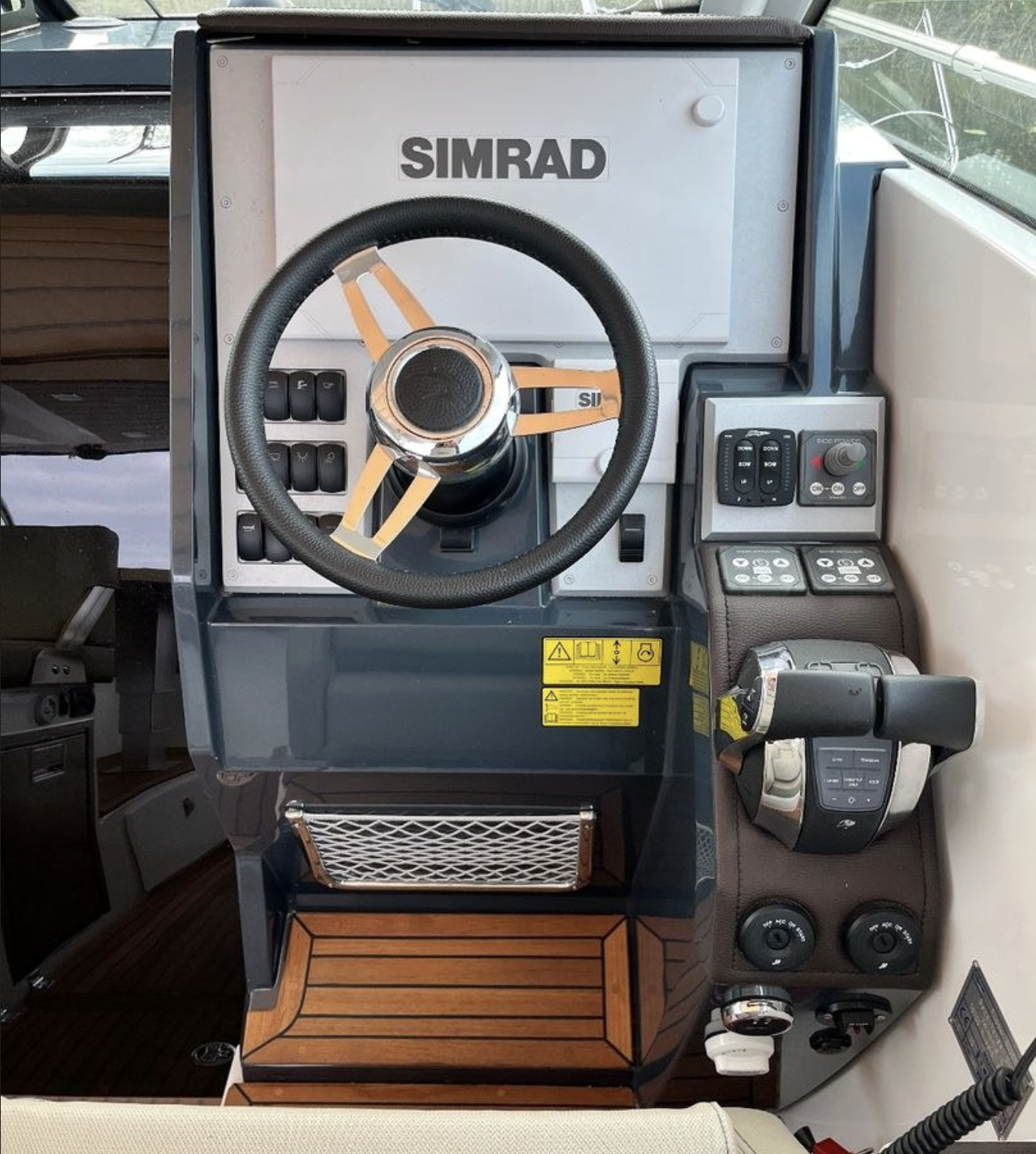 Flipper 900 ST med 2 x Mercury 200 HK från 2019 / Bara 36 timmar! - Bild 11