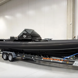 Goldfish 29 Sport med Mercury Racing 520 HK från 2016