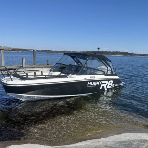 Finnmaster Husky R8s med Yamaha 350 hk från 2017 / Fri leverans i hela Sverige!