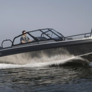 Buster Magnum Premium Edition med Yamaha 250 HK från 2026 / Demobåt!
