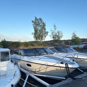 AMT 230 DC med Honda 250 HK från 2018 / 2 993 kr/mån