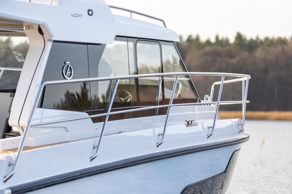 Aquador 400 HT med 2 x Volvo Penta 320 hk från 2025 / Passa på! - Bild 4