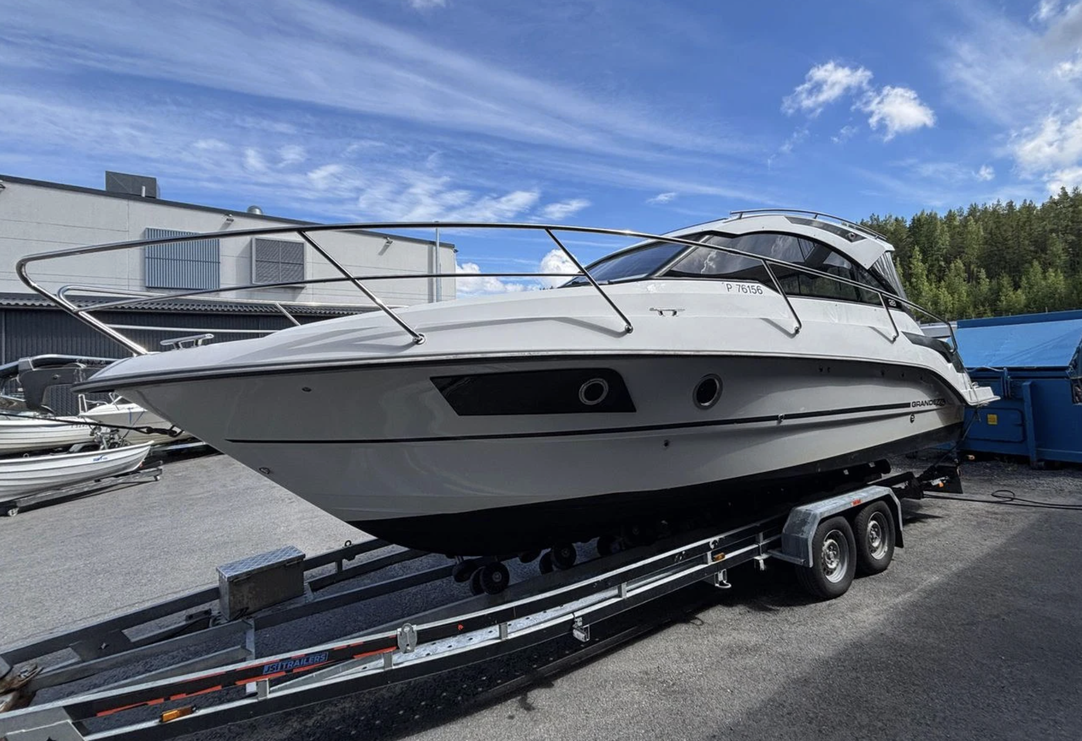 Grandezza 28 OC med Volvo Penta 270HK från 2020 / 9 347 kr/mån - Bild 7