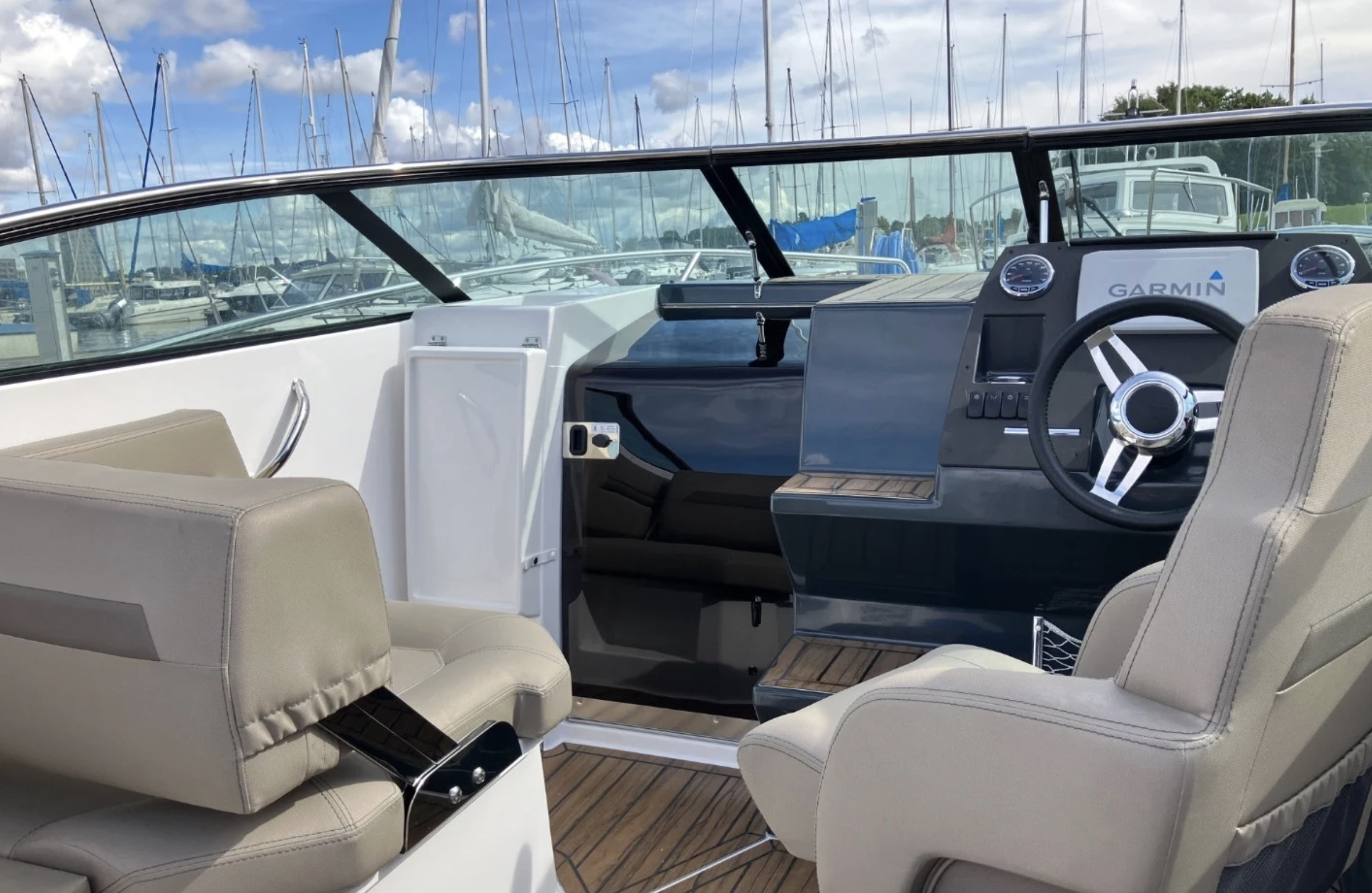 Flipper 650 DC med Mercury 150 hk från 2019 / 2 993 kr/mån - Bild 4