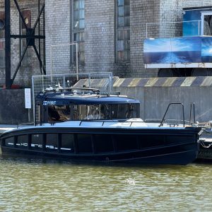 XO 270 RS Cabin med Volvo Penta 300 HK från 2015 / 5 986 kr/mån