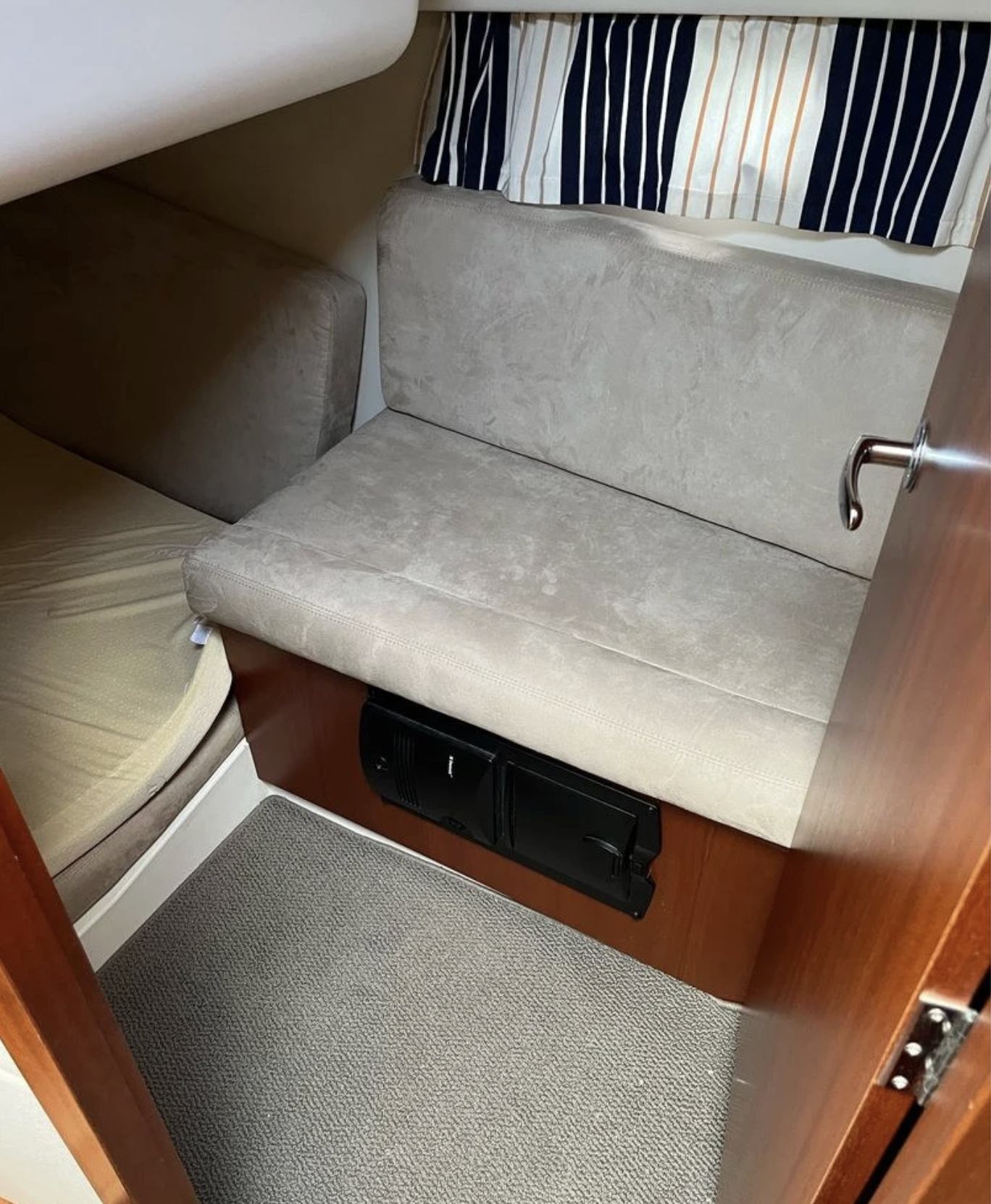 Nimbus 365 Coupe med Volvo Penta 370hk från 2010 / 12 820kr/mån - Bild 10