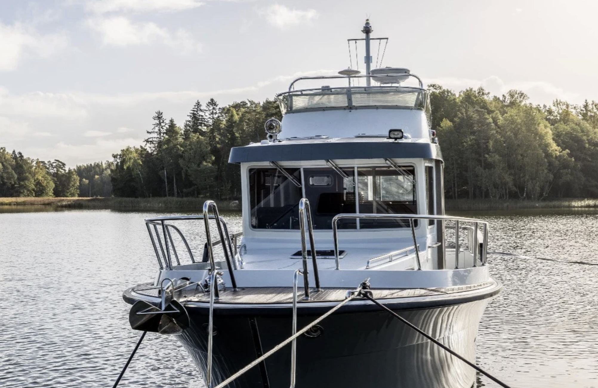 Targa 37 HighFly CFC med MerCruiser 2 x 370 HK från 2016 - Bild 2