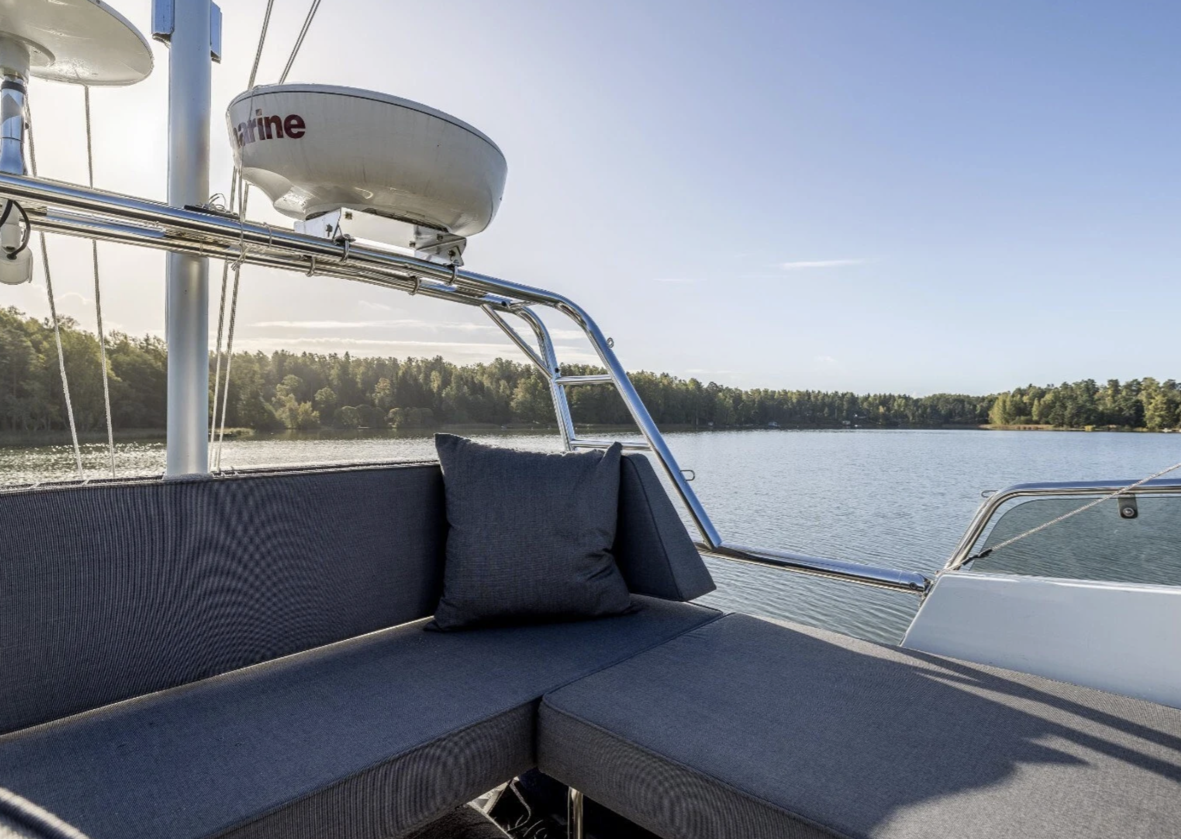 Targa 37 HighFly CFC med MerCruiser 2 x 370 HK från 2016 - Bild 5