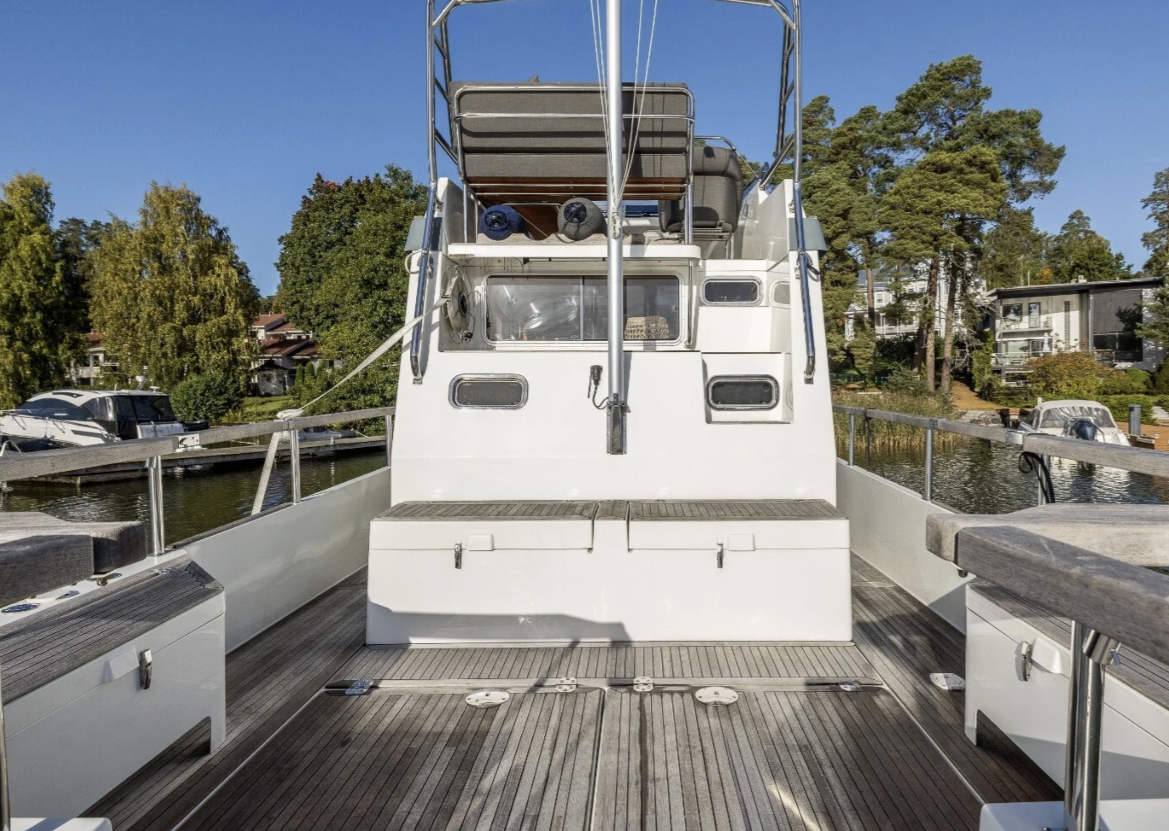Targa 37 HighFly CFC med MerCruiser 2 x 370 HK från 2016 - Bild 7